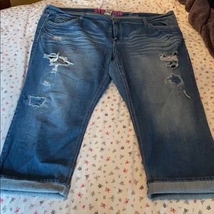 Hydraulic Capri Jean